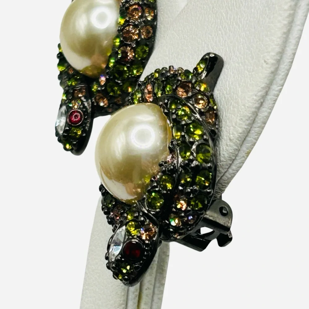 Stunning KJL Kenneth J Lane Coiled Rhinestone Snake Earrings - Picture 3 of 5